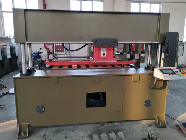 Hydraulic Travel Head Cutting Machine